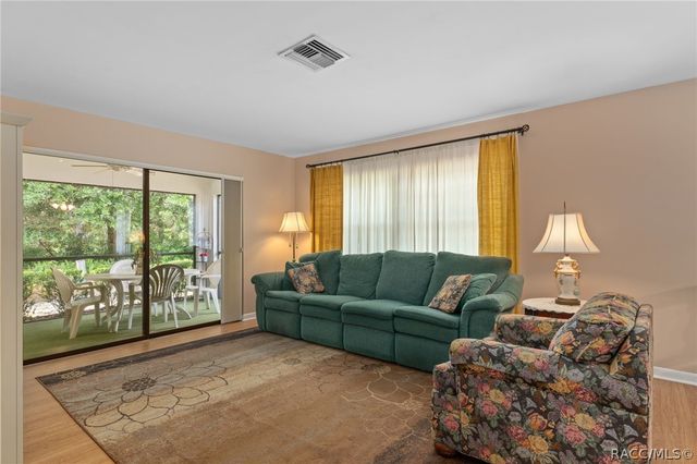 75 Chinaberry Circle, Homosassa, FL 34446