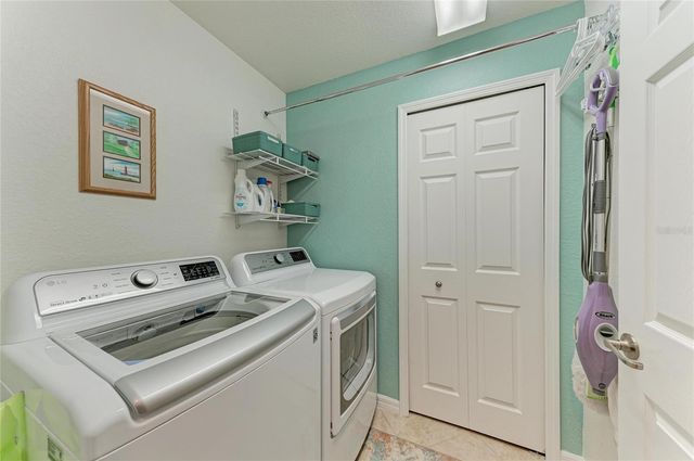 419 WINDING BROOK LANE 101, Bradenton, FL 34212
