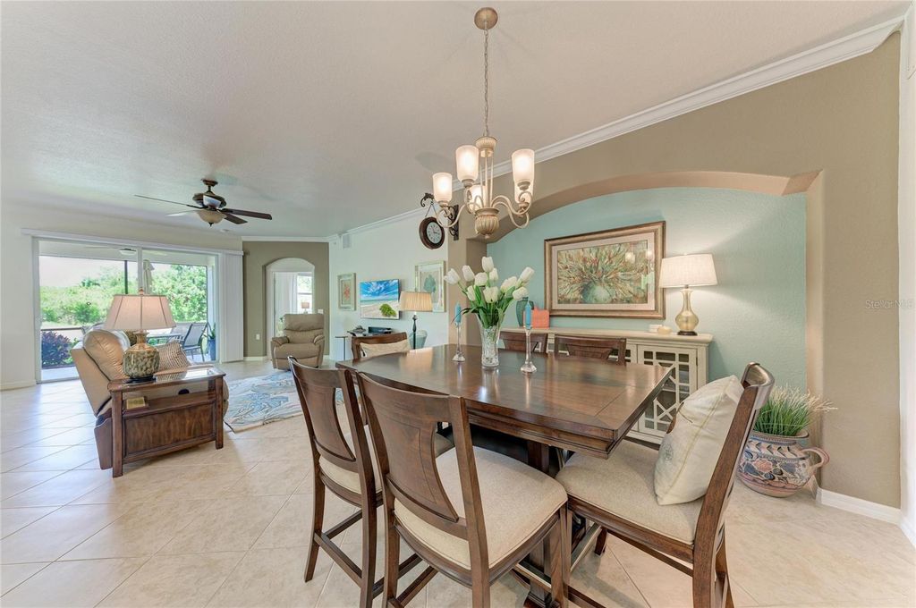 Image 23 of property listing at 419 WINDING BROOK LANE 101, Bradenton, FL 34212