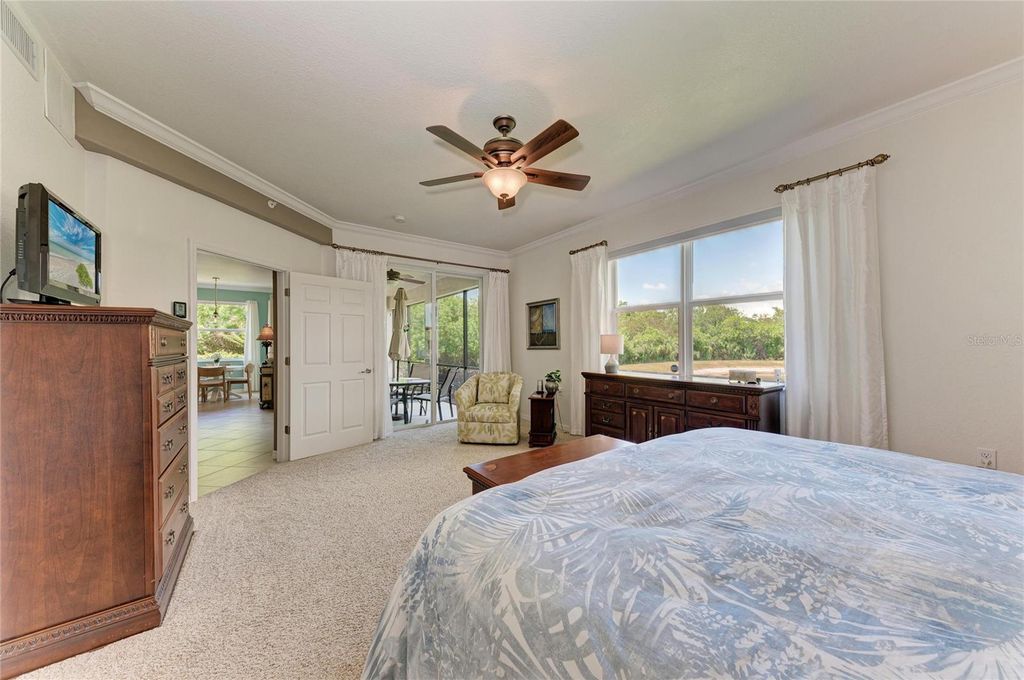 Image 28 of property listing at 419 WINDING BROOK LANE 101, Bradenton, FL 34212