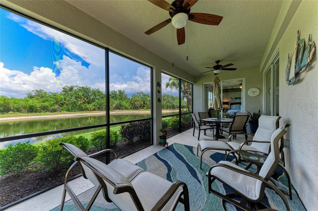 Image 39 of property listing at 419 WINDING BROOK LANE 101, Bradenton, FL 34212