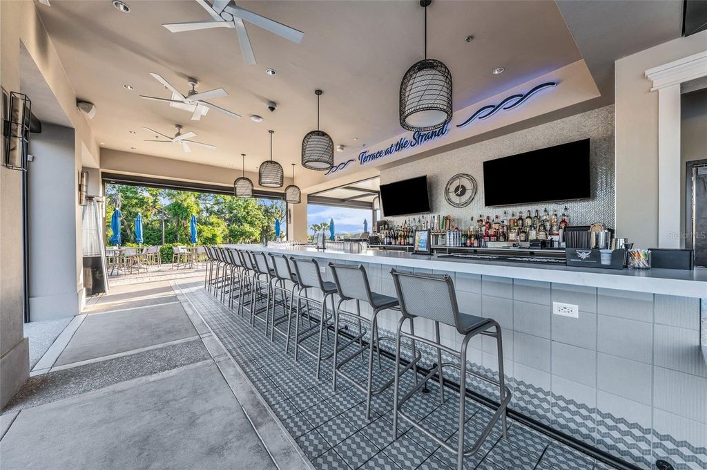 Image 70 of property listing at 419 WINDING BROOK LANE 101, Bradenton, FL 34212
