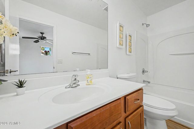 4238 E BETSY Lane, Gilbert, AZ 85296