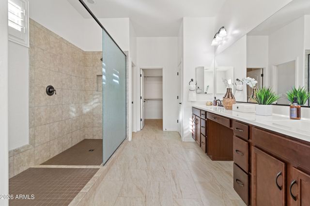 20537 W VALLEY VIEW Drive, Buckeye, AZ 85396