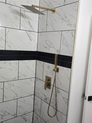 303 Hillcrest Street, Mansfield, TX 76063