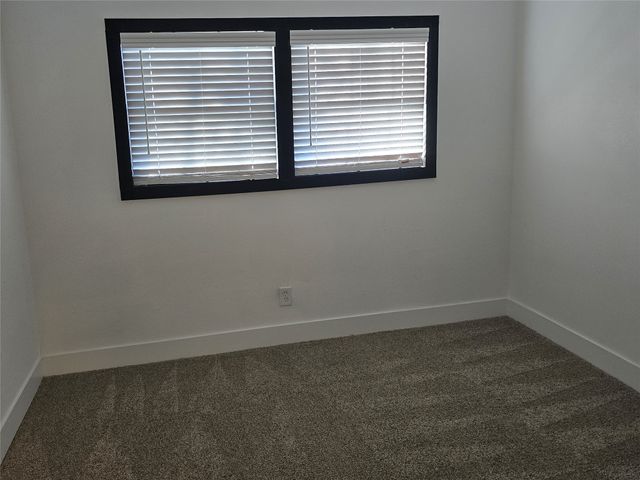 303 Hillcrest Street, Mansfield, TX 76063