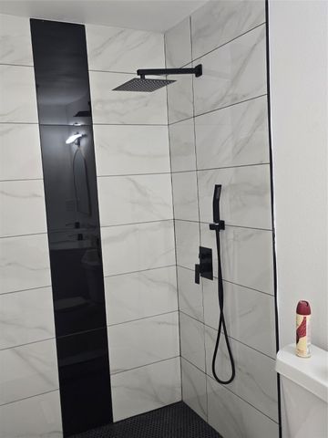 303 Hillcrest Street, Mansfield, TX 76063