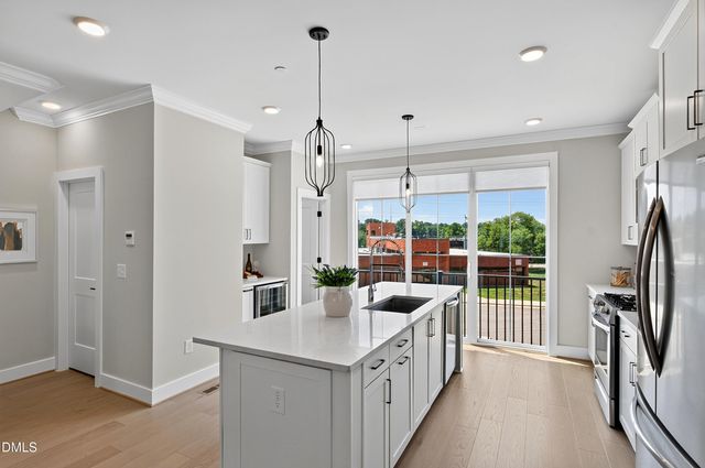 1501 Draper View Loop 102, Raleigh, NC 27608