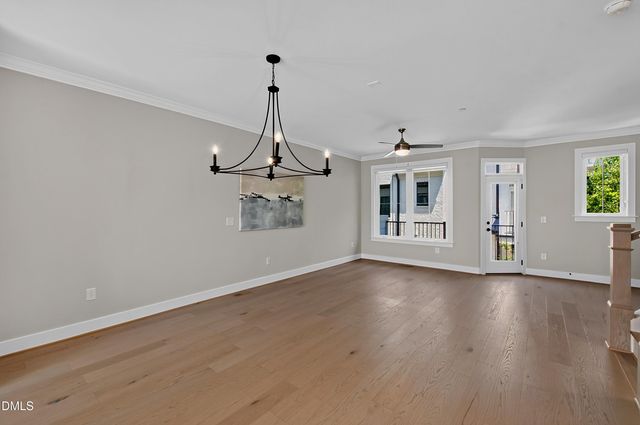 1501 Draper View Loop 102, Raleigh, NC 27608