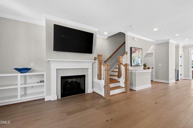1501 Draper View Loop 102, Raleigh, NC 27608