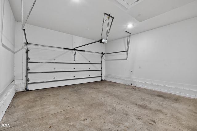 1501 Draper View Loop 102, Raleigh, NC 27608