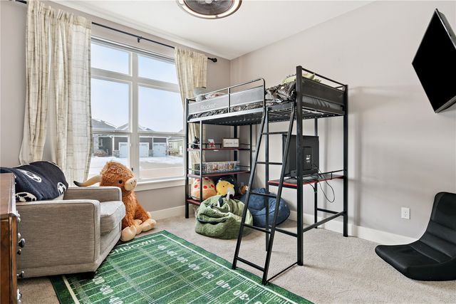 380 Ascot Lane, Robins, IA 52328