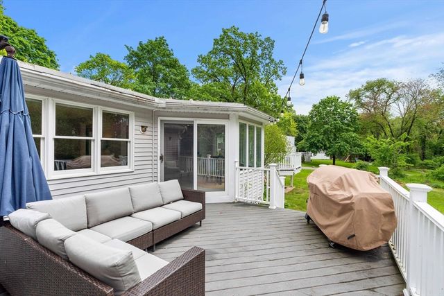 139 Hidden Rd, Andover, MA 01810