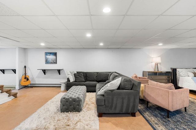 139 Hidden Rd, Andover, MA 01810