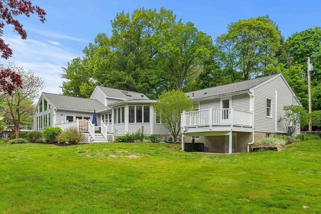 139 Hidden Rd, Andover, MA 01810