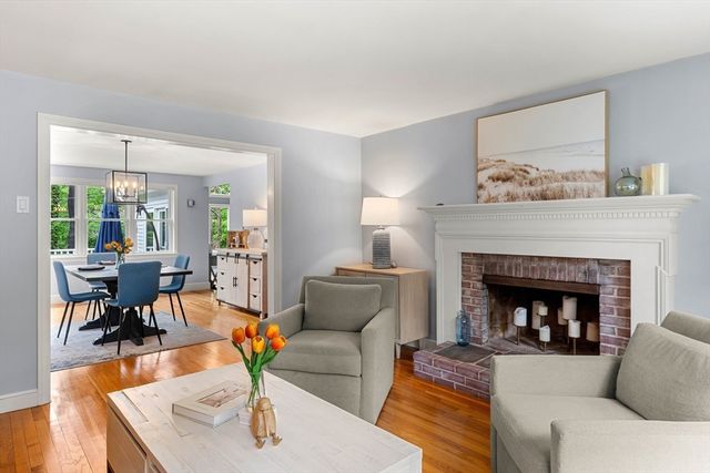 139 Hidden Rd, Andover, MA 01810