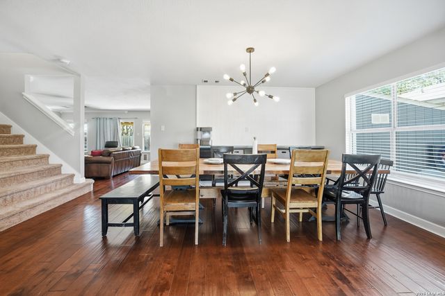 7658 Heathridge, San Antonio, TX 78250