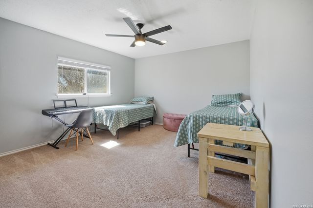 7658 Heathridge, San Antonio, TX 78250