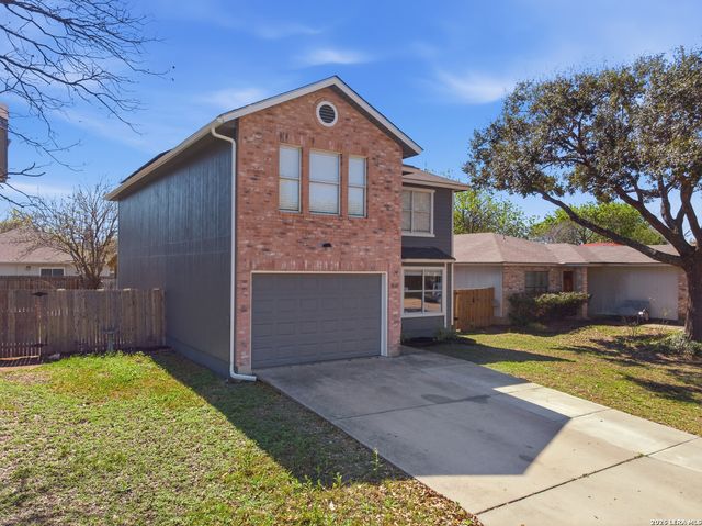 7658 Heathridge, San Antonio, TX 78250