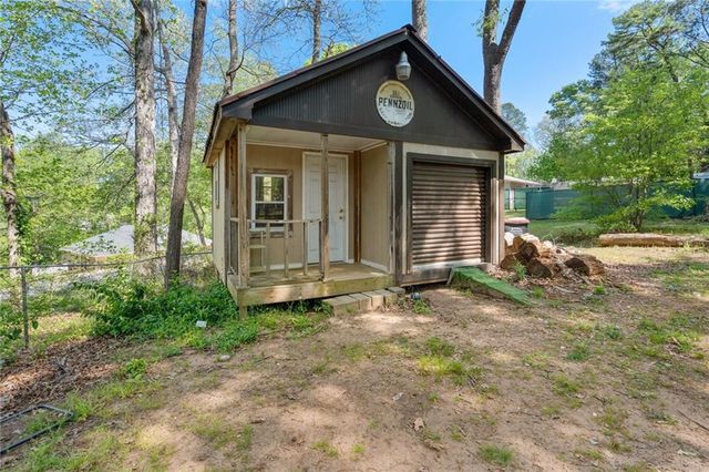 2159 Chestnut Log Drive, Lithia Springs, GA 30122