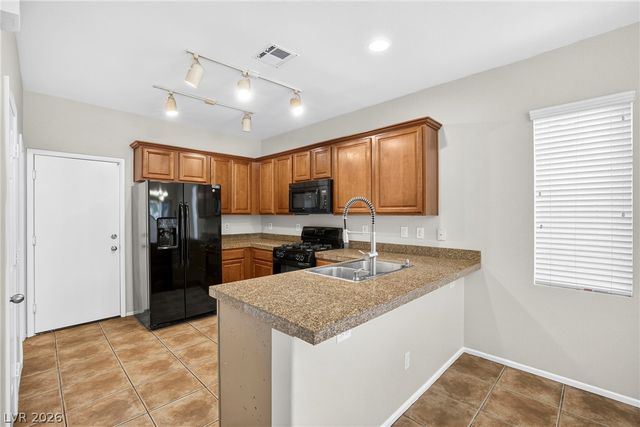 9132 BLUE RAVEN Avenue, Las Vegas, NV 89143