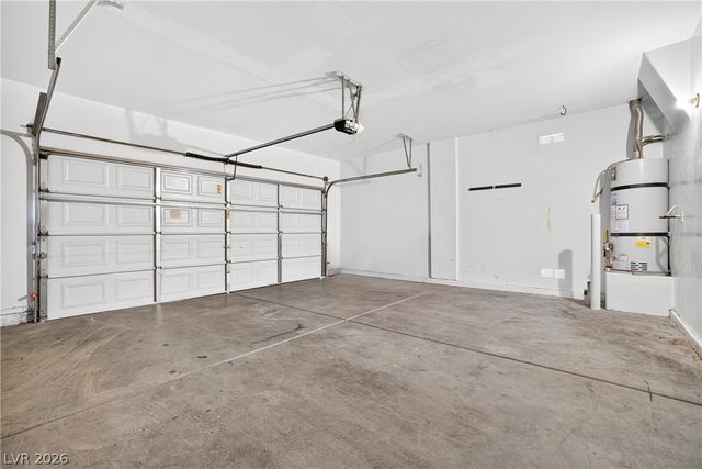 9132 BLUE RAVEN Avenue, Las Vegas, NV 89143