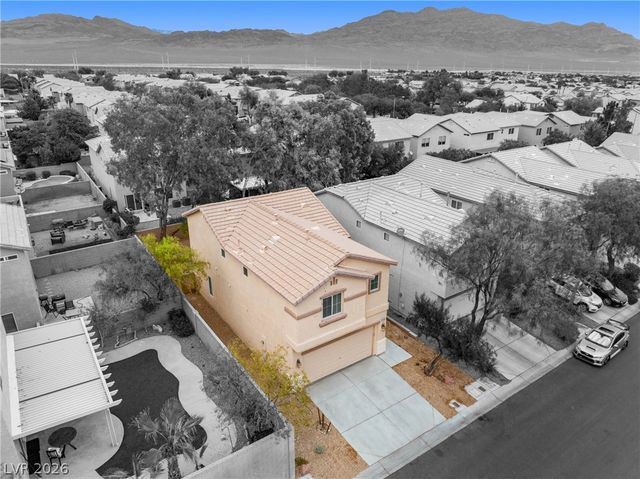 9132 BLUE RAVEN Avenue, Las Vegas, NV 89143