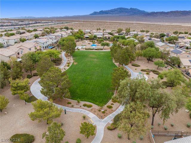9132 BLUE RAVEN Avenue, Las Vegas, NV 89143