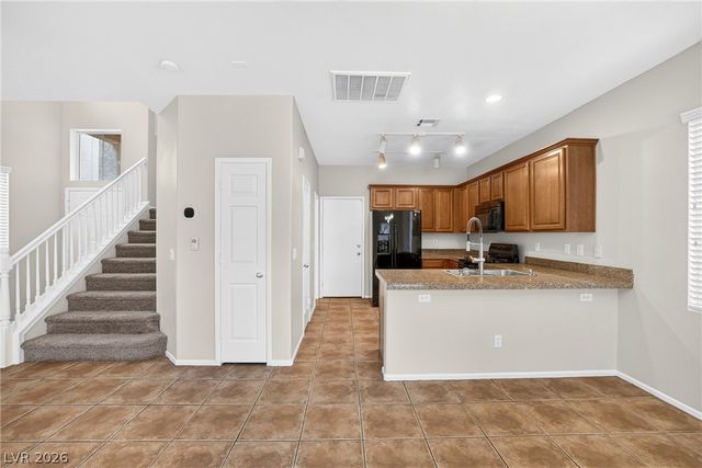 9132 BLUE RAVEN Avenue, Las Vegas, NV 89143