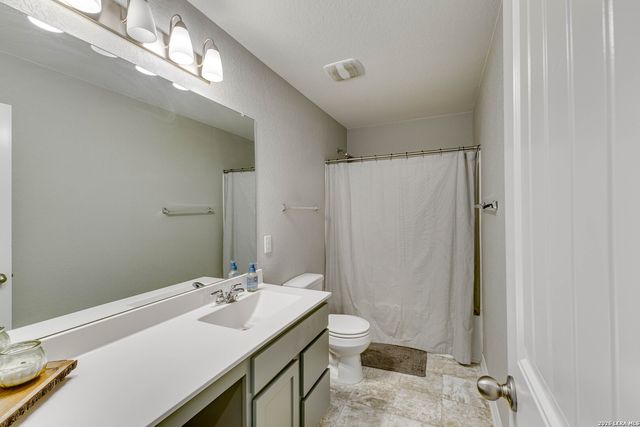 4628 KLEIN MDWS, New Braunfels, TX 78130