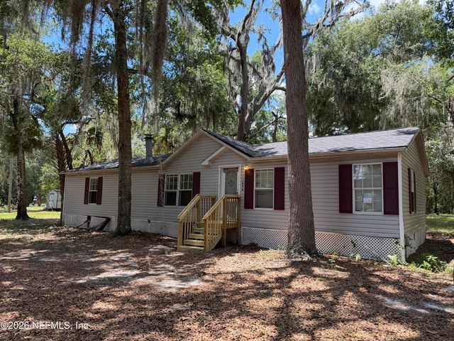 1886 COUNTY ROAD 308, Crescent City, FL 32112
