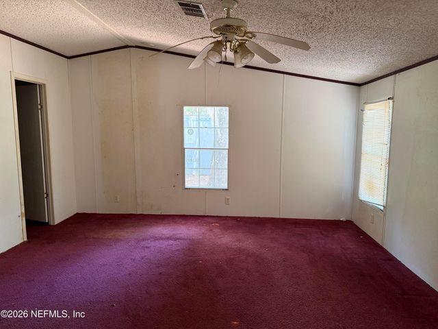 1886 COUNTY ROAD 308, Crescent City, FL 32112