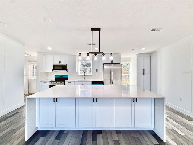 37466 PHELPS ROAD, Zephyrhills, FL 33541