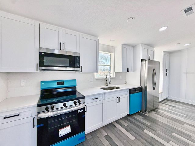 37466 PHELPS ROAD, Zephyrhills, FL 33541