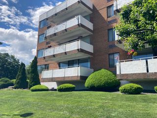 50 Birdseye Street 104, Stratford, CT 06615