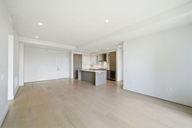 2047 Westcreek Lane 507, Houston, TX 77027