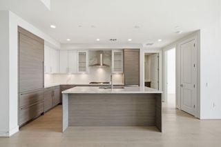 2047 Westcreek Lane 507, Houston, TX 77027