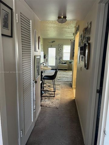 400 Mansfield J J, Boca Raton, FL 33434