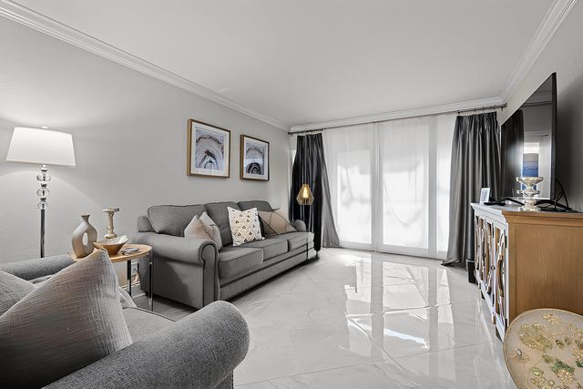 1910 S Ocean Boulevard 204, Delray Beach, FL 33483