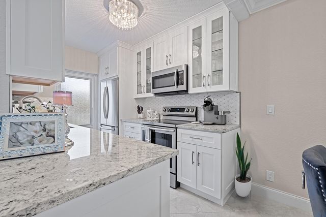 1910 S Ocean Boulevard 204, Delray Beach, FL 33483