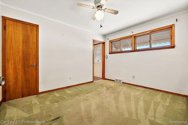 1826 Walnut Street, Dearborn, MI 48124