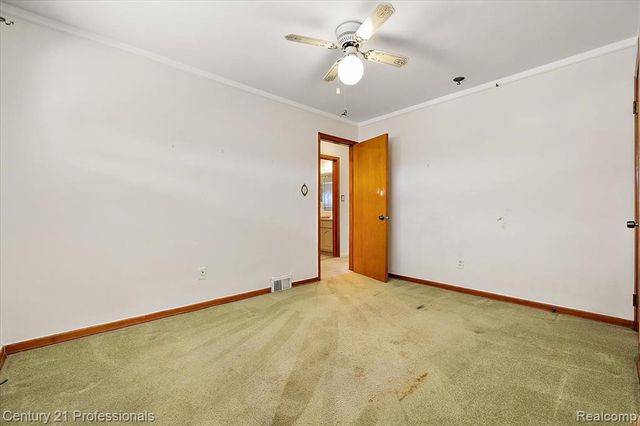 1826 Walnut Street, Dearborn, MI 48124