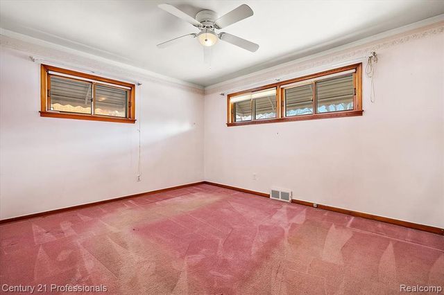 1826 Walnut Street, Dearborn, MI 48124