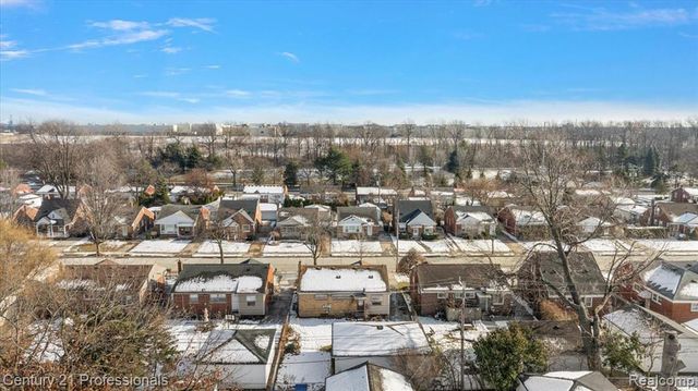 1826 Walnut Street, Dearborn, MI 48124