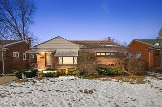 1826 Walnut Street, Dearborn, MI 48124