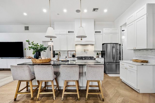 4447 NW 82nd Avenue, Coral Springs, FL 33065