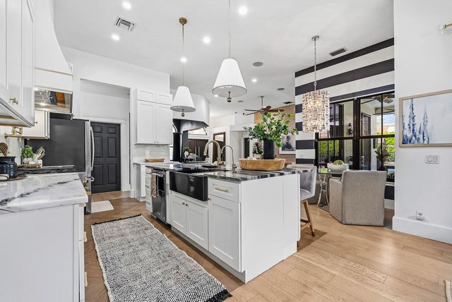 4447 NW 82nd Avenue, Coral Springs, FL 33065