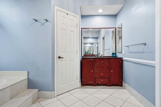 4447 NW 82nd Avenue, Coral Springs, FL 33065