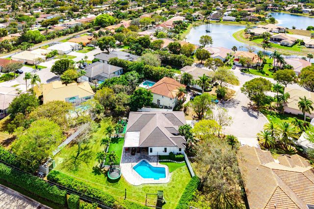 4447 NW 82nd Avenue, Coral Springs, FL 33065