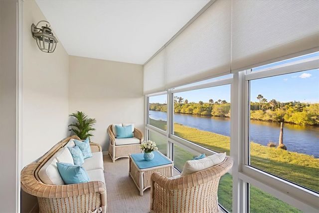 2800 Indian River Boulevard 7F, Vero Beach, FL 32960